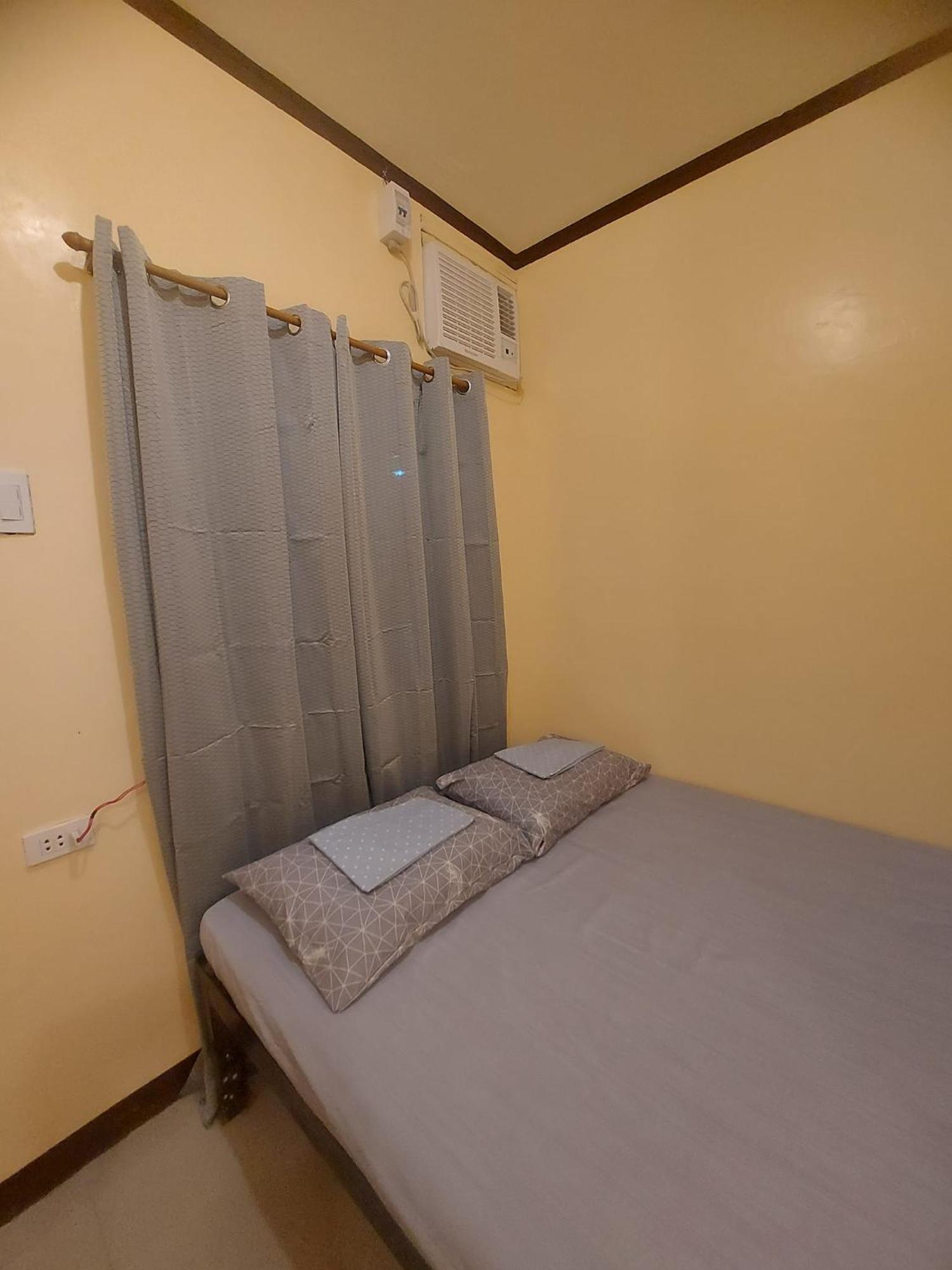 Cheri Backpackers Hostel โมอัลโบอัล ภายนอก รูปภาพ